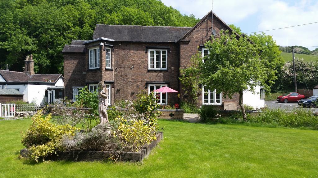 Firs Riverside B&B Ironbridge Bagian luar foto