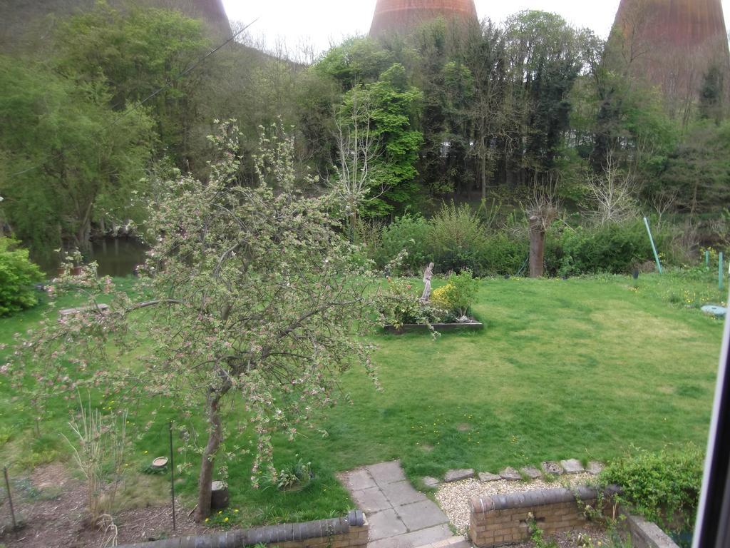 Firs Riverside B&B Ironbridge Bagian luar foto