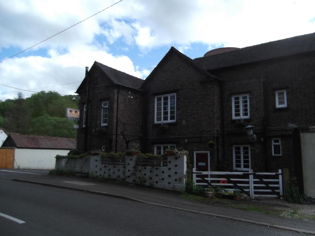 Firs Riverside B&B Ironbridge Bagian luar foto